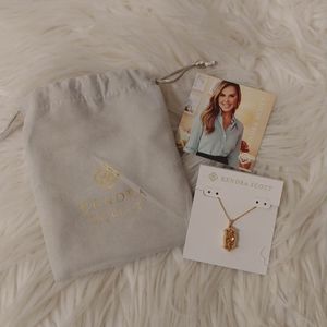 💝FIRM! NWT KENDRA SCOTT HARRISON ROSE GOLD PENDANT (RETIRED)